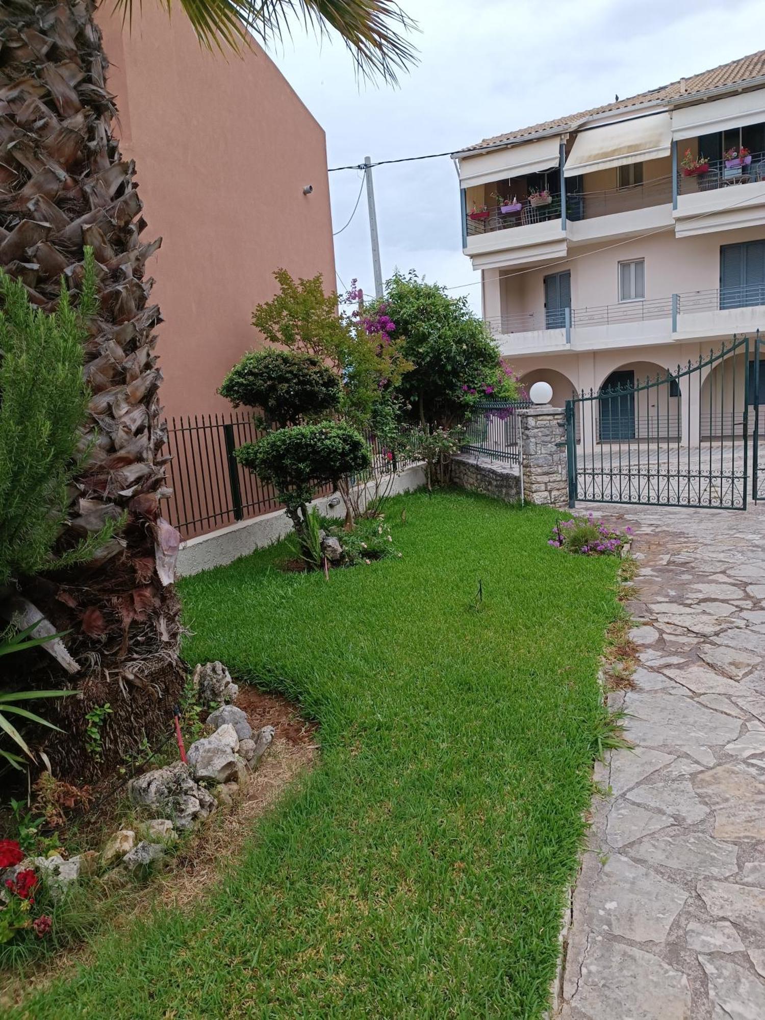 Casa Trizoni Nikiana Appartement Buitenkant foto